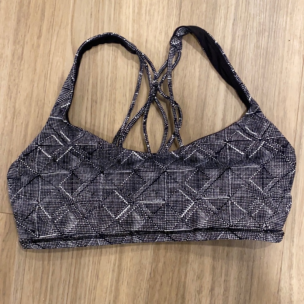 Lululemon Free to Be Zen Bra size 6